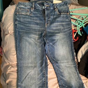 American Eagle Skinny Kick Curvy Jeans